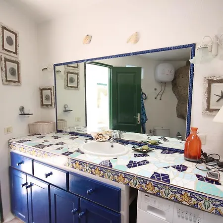 Nyaraló House Cueva Del Mar